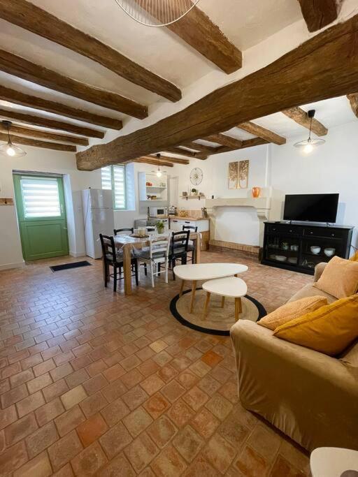 Maisons De Campagne. Gite Vert. Brigne Exterior foto